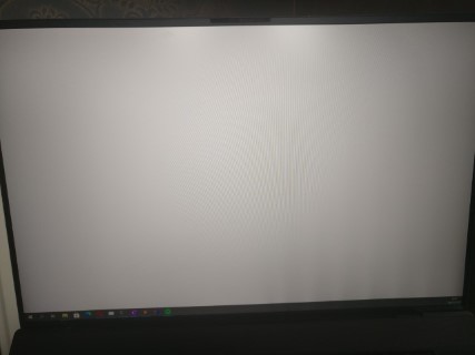 Dell XPS screen bleed